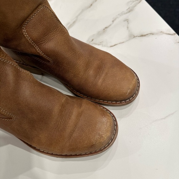 Roots Shorty Boot in Tribe - Picture 3 of 5